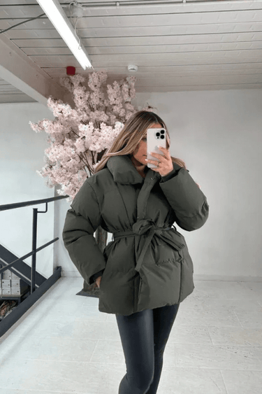 Dames Pufferjack met tailleband 4