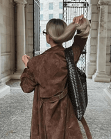 Dames maxi trenchcoat van vegan suède 4