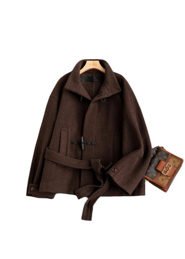 Klassieke wollen damesjas met riem in de taille 4