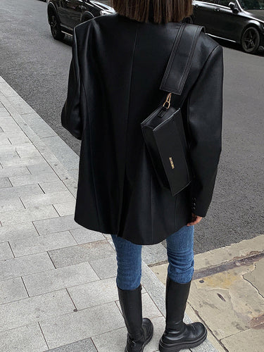 Oversized imitatieleren blazer voor dames met revers 1