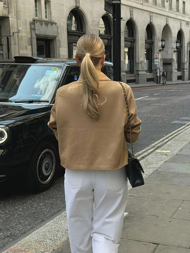 Suède jack met knoopjes voor dames 3