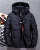 Waterafstotende geïsoleerde winterjas met capuchon 1